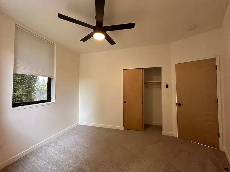 1235 N Prescott St #B201 — Photo 17
