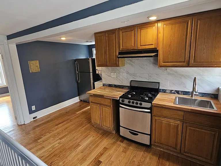 43 E Herman St #3 — Photo 3