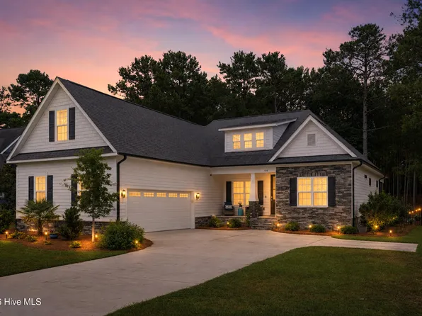 789 Breezewood Drive SE, Bolivia, NC 28422