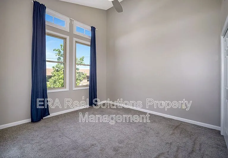 2132 Gilbert Ave #A — Photo 15