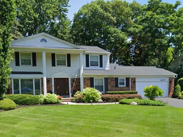 6777 Edinborough Dr, West Bloomfield, MI 48322