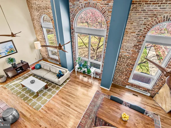 120 W Hill St #204D, Baltimore, MD 21230