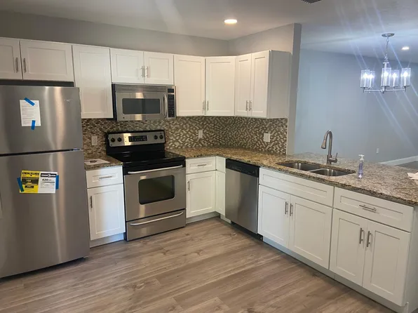 2160 Corbin Pl APT C, Palm Harbor, FL 34683