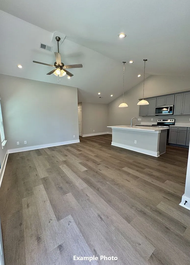 121 Brawley Villas Place — Photo 2