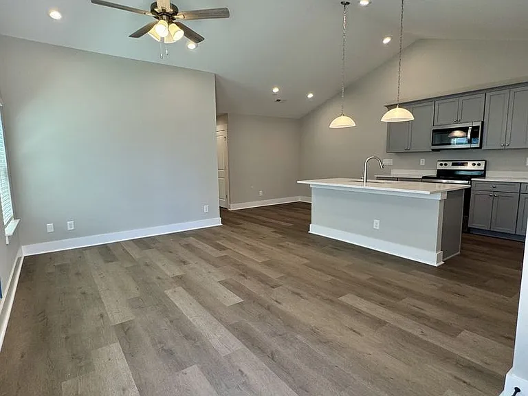121 Brawley Villas Pl — Photo 2