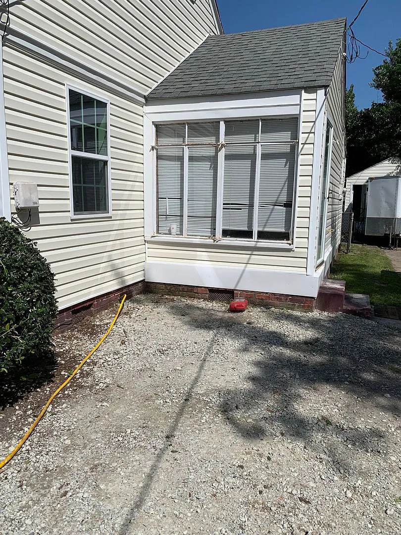 Newly Remodeled Grid Home for rent next to ECU — Photo 1
