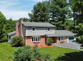 8100 Runnymeade Dr, Frederick, MD 21702