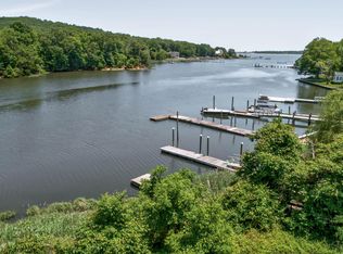 211 Locust Ave, Rumson, NJ 07760