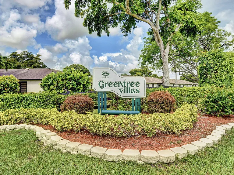 4660 Greentree Pl #105-B — Photo 17