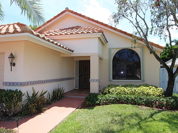 2nd image of 183 Citrus Trails Cir