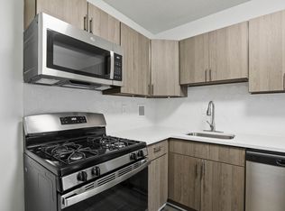 Skyline Towers, Falls Church, VA 22041