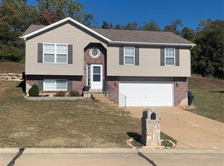 1019 Leafglen St, Imperial, MO