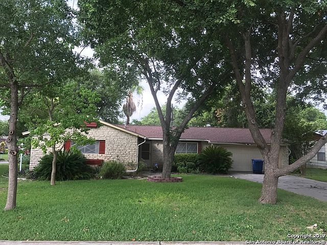 1st image of 3014 Briarfield Dr