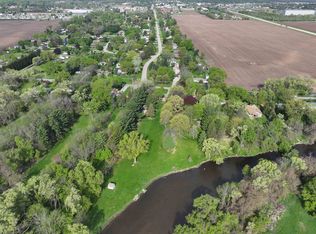 8839 S Creek Rd, Beloit, WI 53511