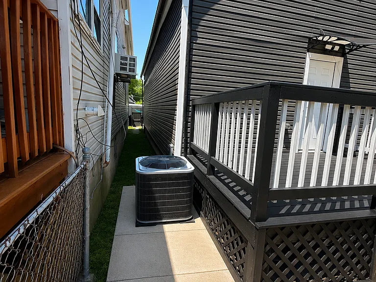 5617 S Lafayette Ave — Photo 49