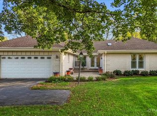 994 Commonwealth Ct, Barrington, IL 60010