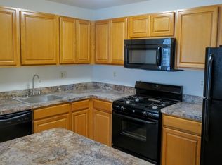 807 Diamond Dr, Newtown, PA 18940