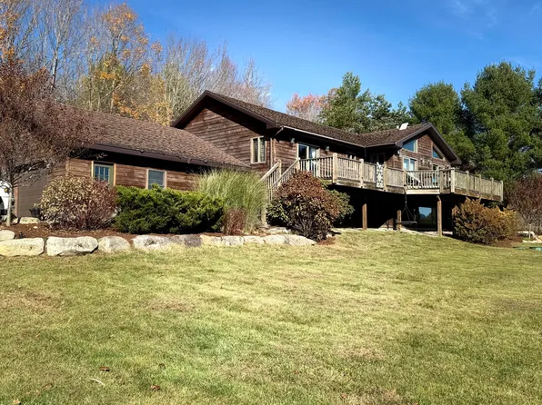 32 Turkey Run Rd, Vermontville, NY 12989