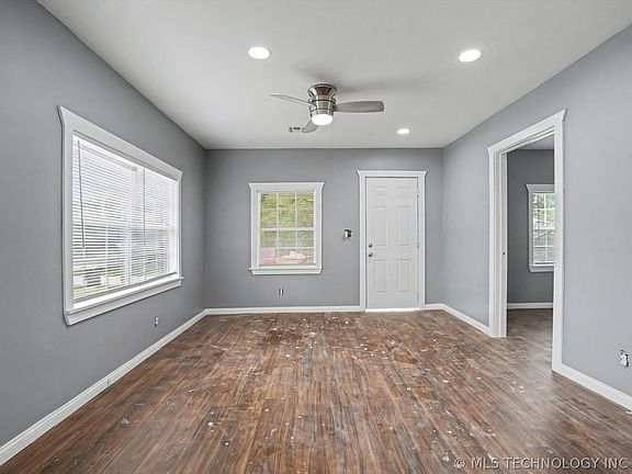 4th image of 5006 S 32nd West Ave