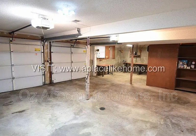 1140 SW Huntington Dr — Photo 32