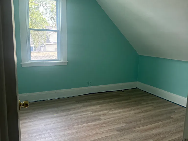 473 Olympic Ave #2 — Photo 7