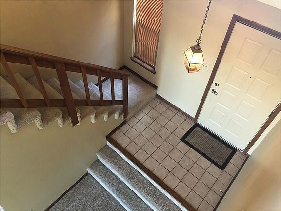 3rd image of 9375 Aberdare Dr