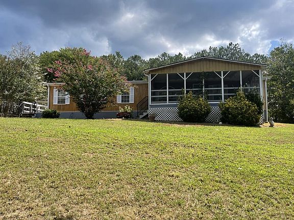 5th image of 74 Bridle Path Dr