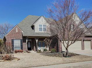 814 W Granger St W, Broken Arrow, OK 74012