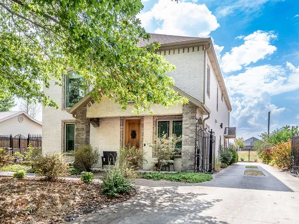 1383 N Heritage Ave, Fayetteville, AR 72704