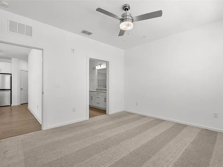 1700 Ranch Road B3 #6215 — Photo 4
