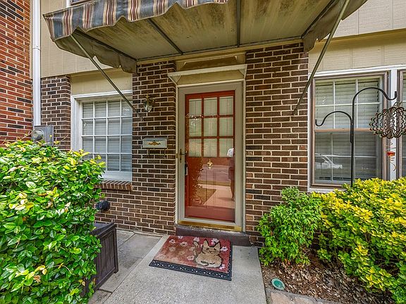 3rd image of 6101 River Rd APT 11