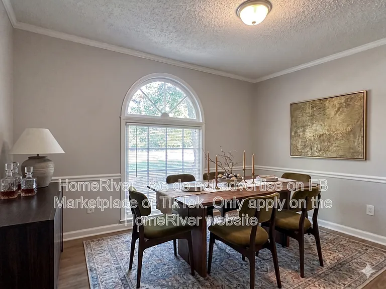 177 Alma Dr — Photo 3
