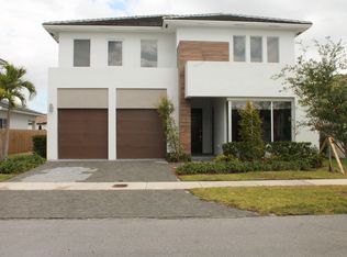 14937 SW 176th Ter, Miami, FL 33187