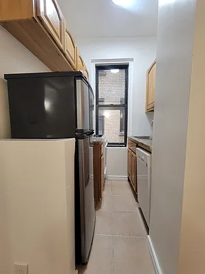 Rented by David Francis New York LLC | media 1