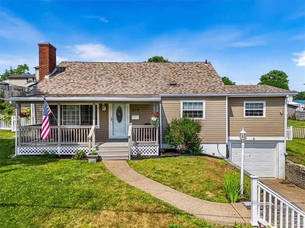 214 Fayette Ave, Oakdale, PA 15071