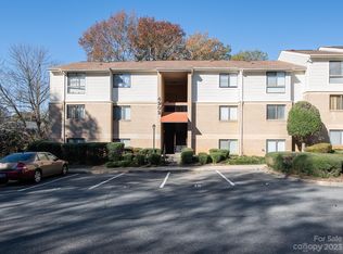 4902 Spring Lake Dr APT F, Charlotte, NC 28212