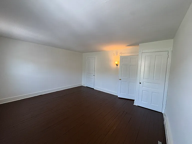 224 Charles St — Photo 15