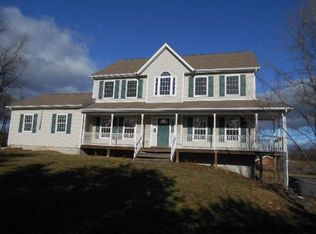 2 Picnic Woods Rd, Lloyd, NY 12515