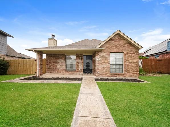 1424 SW 23rd St, Moore, OK 73170