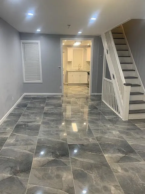 3 bed, 1100 sqft, $1,800 — Photo 2
