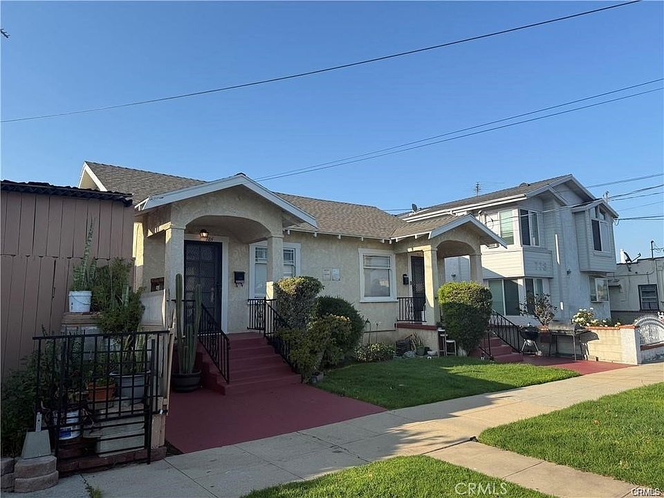1st image of 782 W 14th St