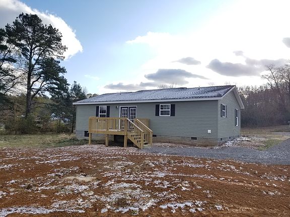 2nd image of 703 Old McMinnville Rd