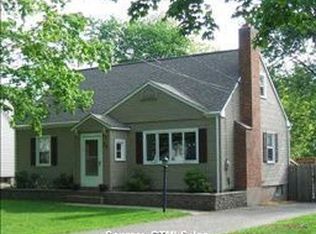 34 Lewis Ln, West Hartford, CT 06110