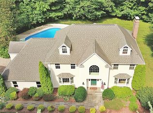 106 Benedict Rd, Monroe, CT 06468