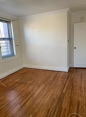 Sold by REINA PROPERTY GROUP CORP | media 50