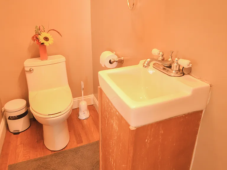 148 Ohio Ave #3 — Photo 2