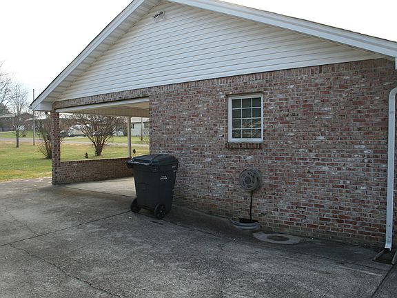 3rd image of 1522 Emert St
