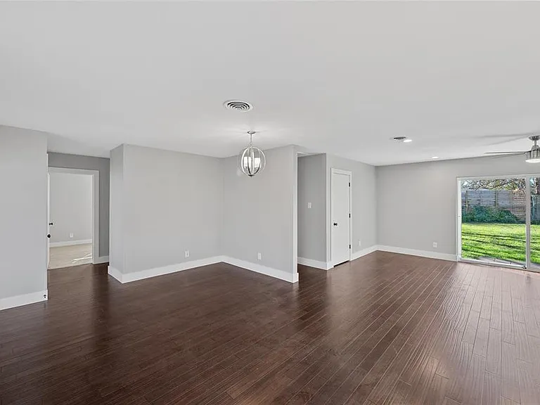 1305 Glenwood Dr — Photo 11