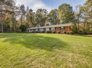 7850 Idols Rd, Clemmons, NC 27012