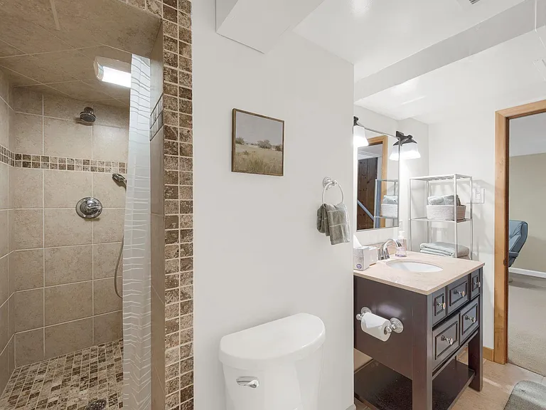 3240 S Gilpin St — Photo 16